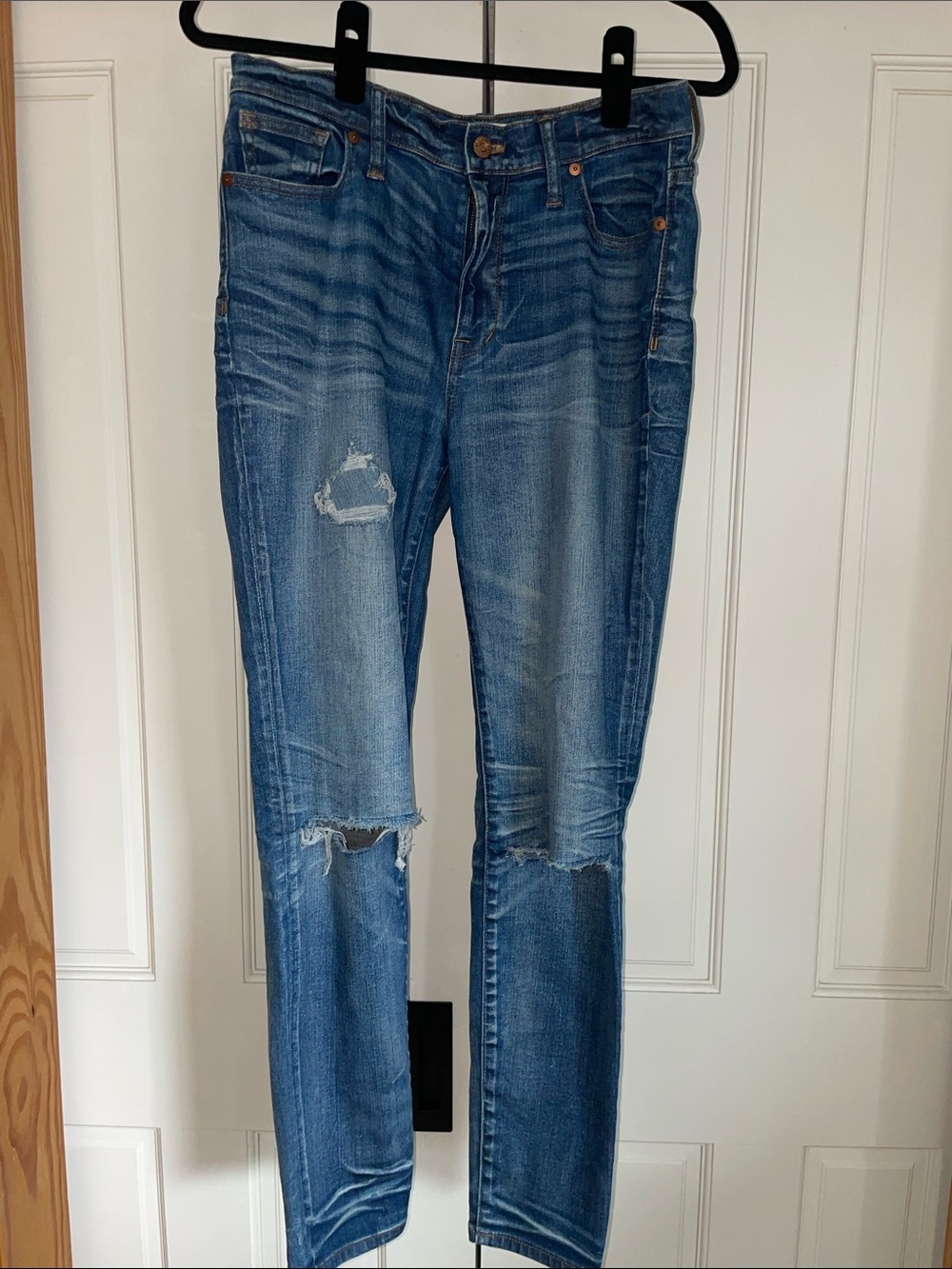 Madewell Blue Distressed Skinny Jeans. Size 31